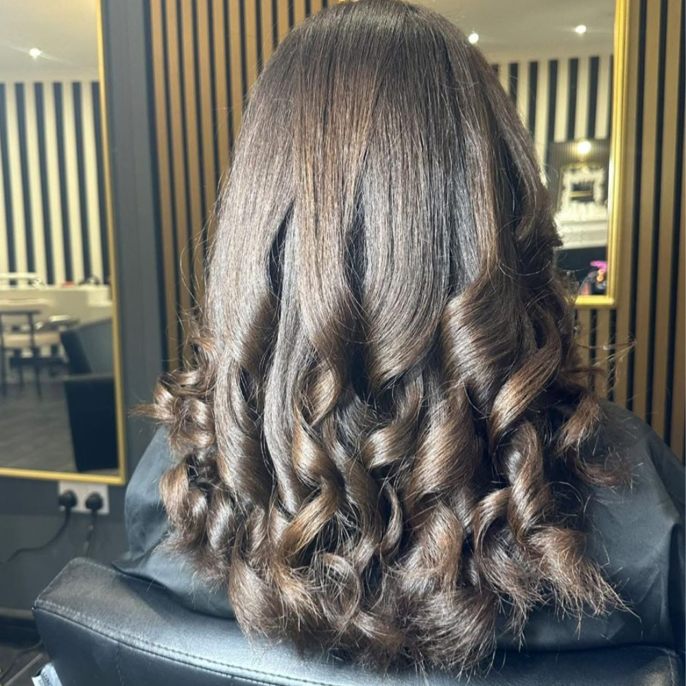 Signature curls by Katie